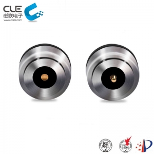 CLE professional explain what is the magnetic connector for customers