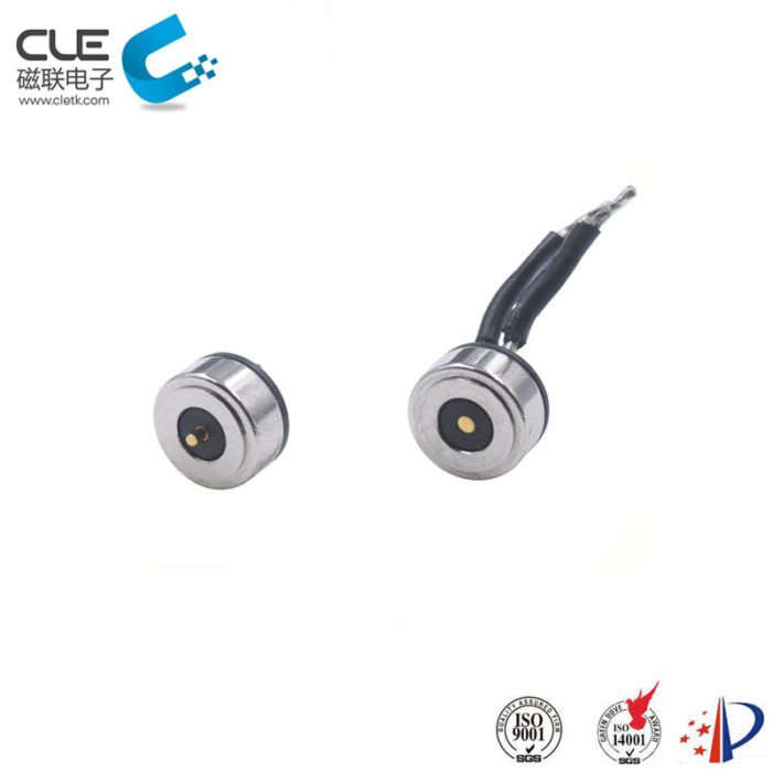 Round male and female magnetic charger connector