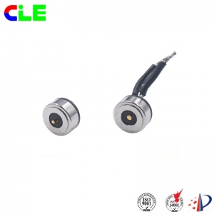Round male and female magnetic charger connector
