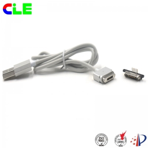 Male and female electrical electrical cable connectors