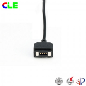 4 Pin power connector with usb magnetic charging